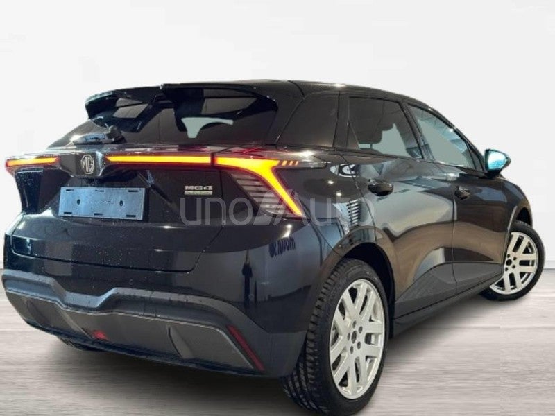MG4 Luxury 64kWh