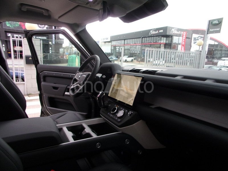 Defender 110 3.0D l6 MHEV S AWD Aut. 250