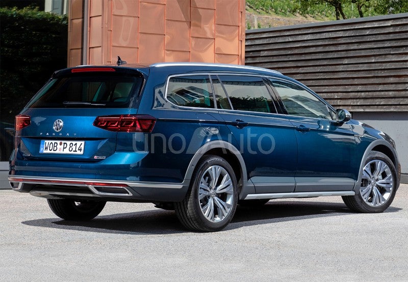 VOLKSWAGEN Passat Alltrack