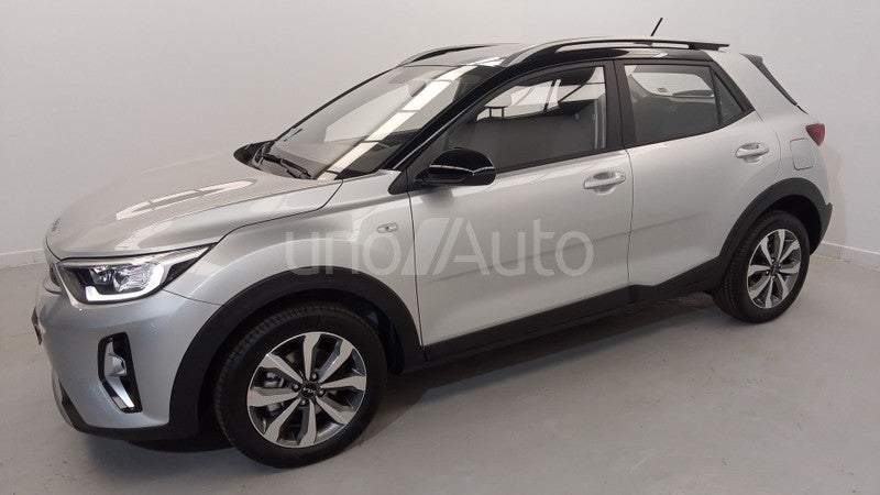 Stonic 1.0 T-GDi MHEV Concept 100