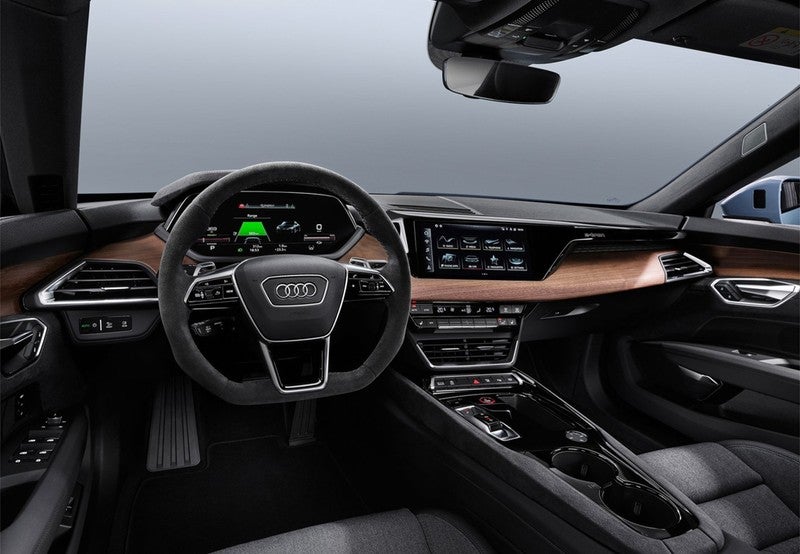 AUDI e-tron GT