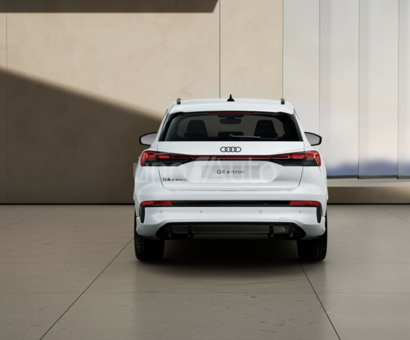 Q4 e-tron performance Black line 210kW 82KWh