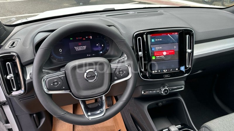 XC40 2.0 B3 MHEV PLUS DARK DCT 163 5P