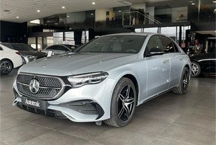 MERCEDES-BENZ Clase E 300 con tecnología hibrida EQ