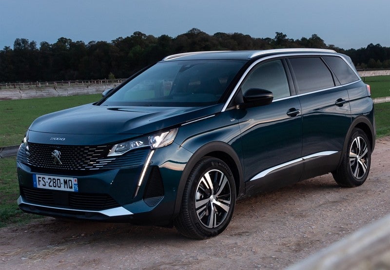 PEUGEOT 5008 SUV