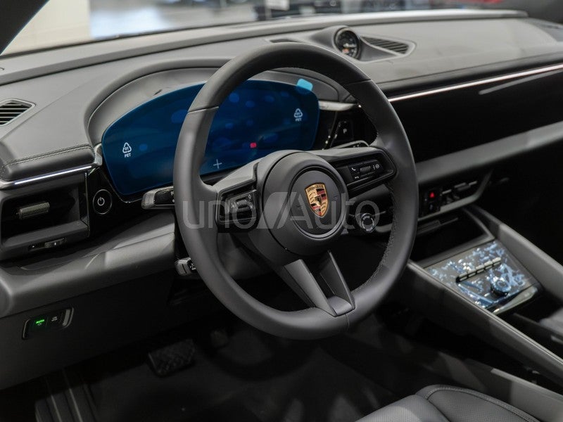Macan 4