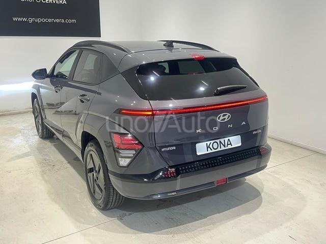 Kona EV Black line 204