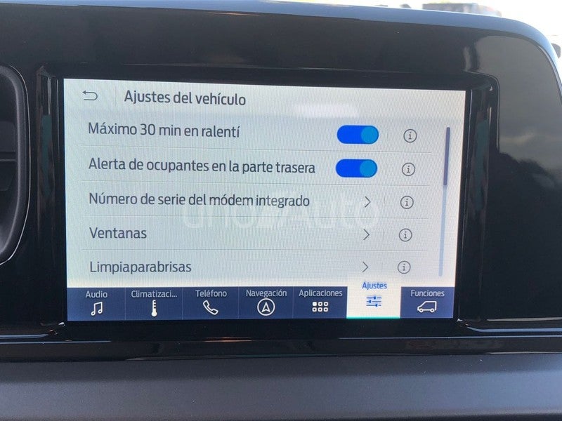 Tourneo Courier 1.0 Ecoboost Titanium