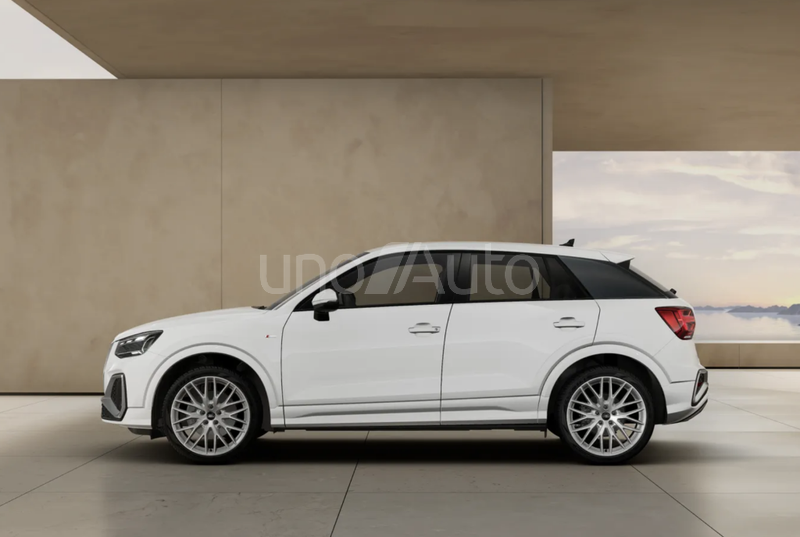 Q2 35 TFSI Adrenalin S tronic 110kW