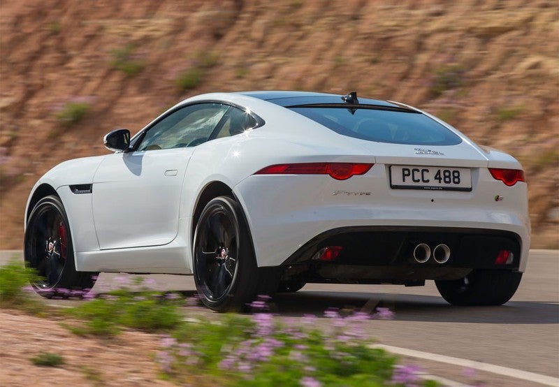 F-Type Convertible 2.0 I4 R-Dynamic Aut. 300