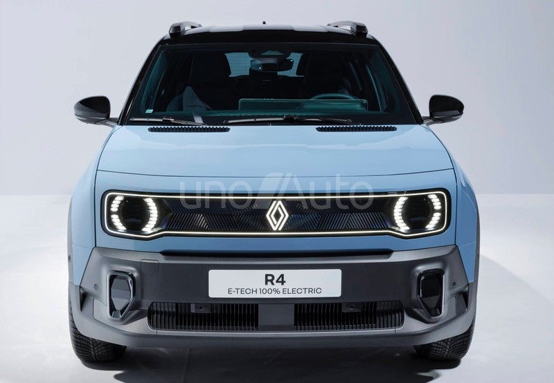 R4 E-Tech Techno autonomía confort 110kW