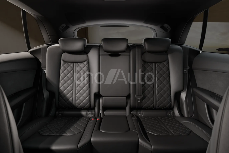 Q8 TFSIe Black line quattro tiptronic 360kW