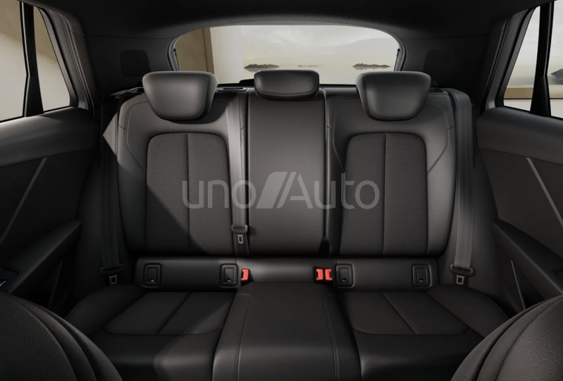Q2 30 TDI Adrenalin 85kW