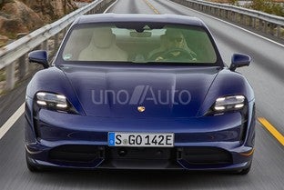 PORSCHE Taycan 4 Cross Turismo