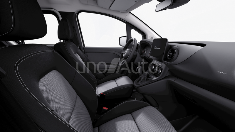 110 CDI Tourer BASE Medio