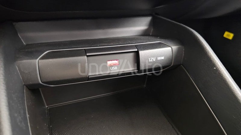 KIA Stonic 1.0 T-GDi 74kW (100CV) MHEV MT Concept