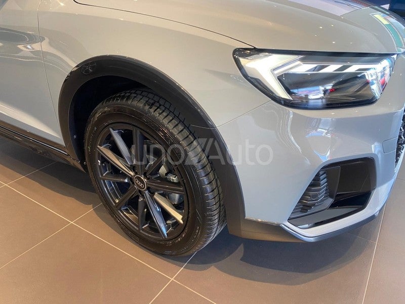 A1 Allstreet 30 TFSI Adrenalin Black Edition 85kW