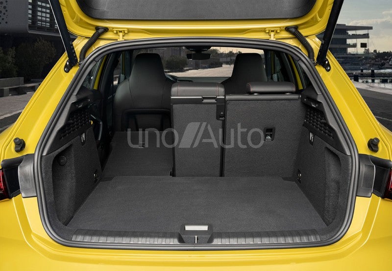 A3 Allstreet 40 TFSIe Genuine S-tronic