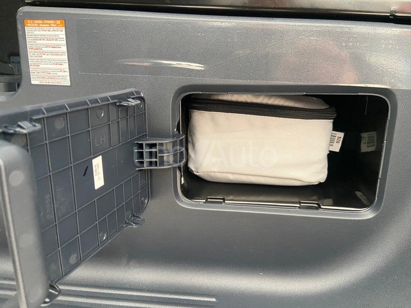 PV5 Passenger L2H1 Long Range Plus