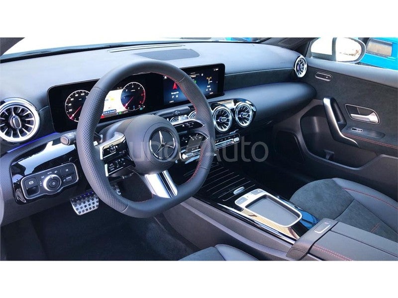 A 250 e con tecnología híbrida EQ