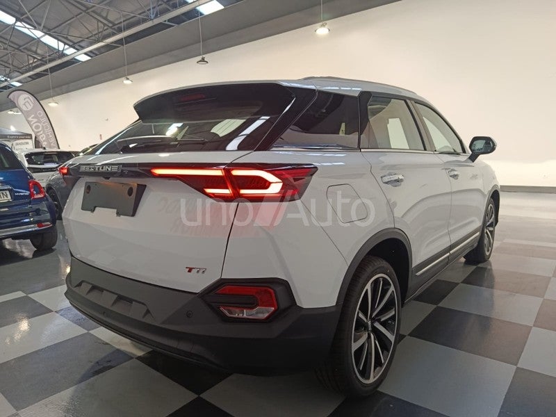 T77 1.5 Premium DCT