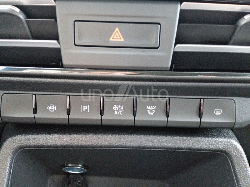 Tourneo Connect 1.5 Ecoboost SWB L1 Titanium Aut.