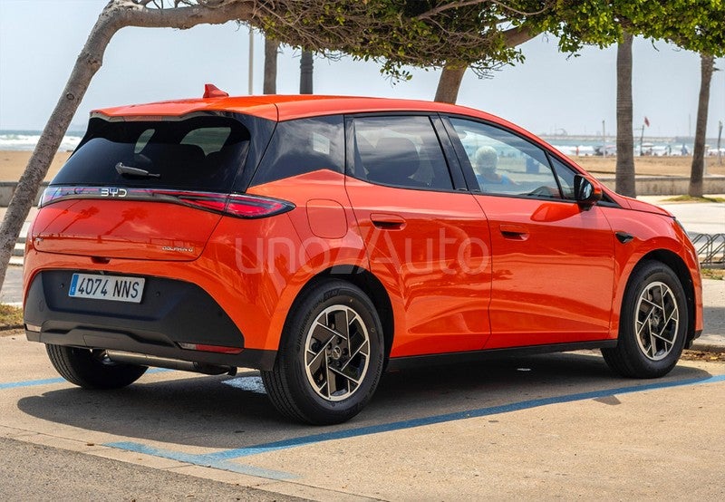 Dolphin G 1.5 DM-i Active 129kW