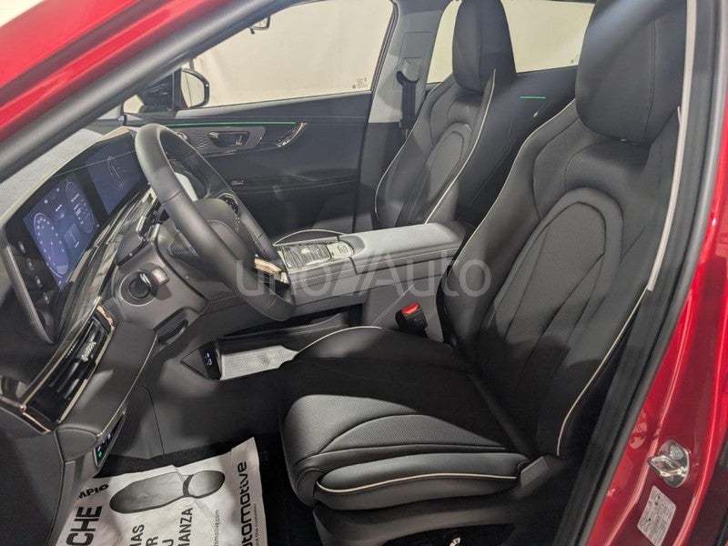MY25 - Premium 1.6 TGDI 108kW (145cv)