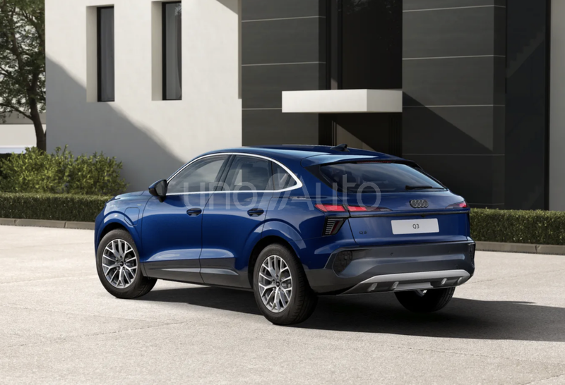 Q3 Sportback e-hybrid Business S tronic 200kW