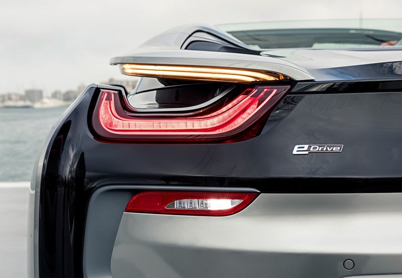 i8 Roadster