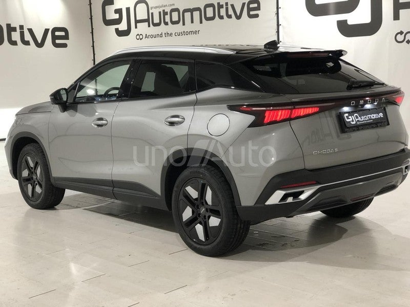 MY25 - Premium 1.6 TGDI 108kW (145cv)