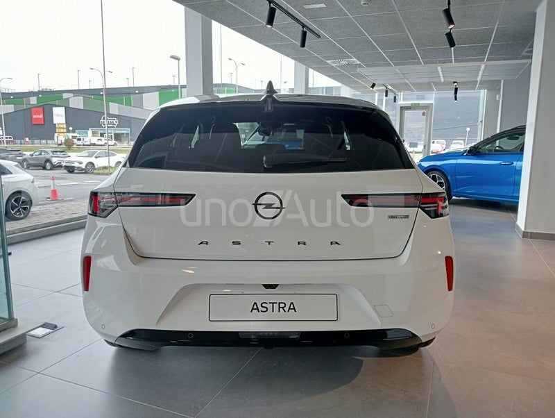 Astra 1.2T XHT Hybrid eDCT6 S/S GS 136