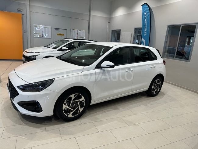 5p TGDI 1.0 100CV 48V KLASS