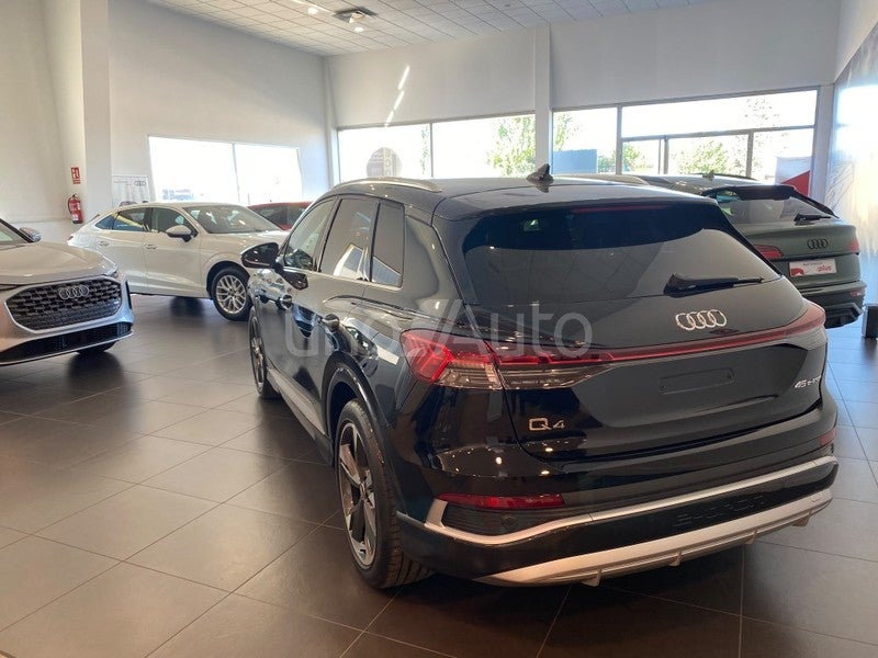 Q4 e-tron 45 Genuine edition 210kW 82KWh