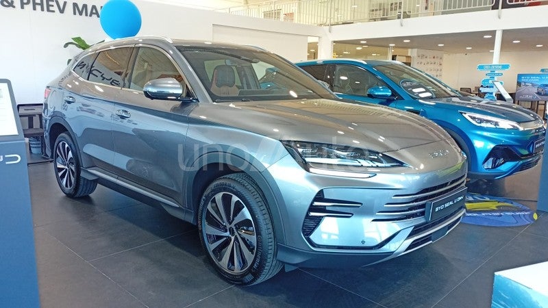 Seal U DM-i Design 238kW 4x4