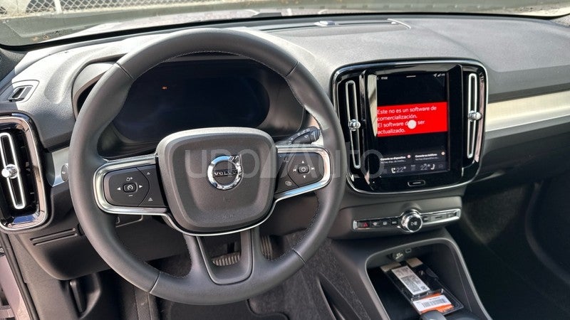 XC40 2.0 B3 MHEV CORE DCT 163 5P
