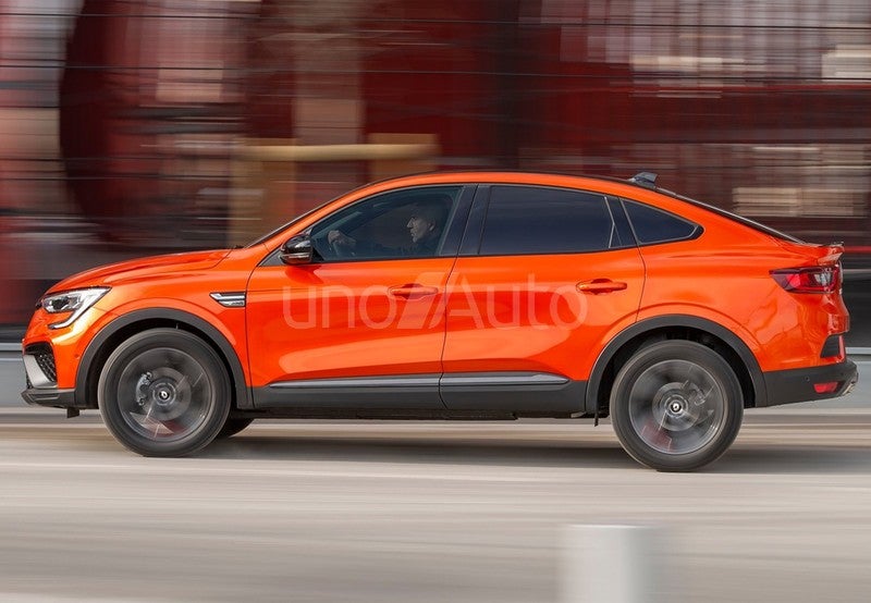 Arkana 1.6 E-Tech Techno 105kW