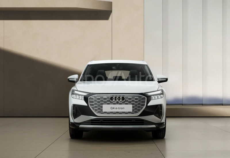 Q4 e-tron 45 Genuine edition 210kW 82KWh