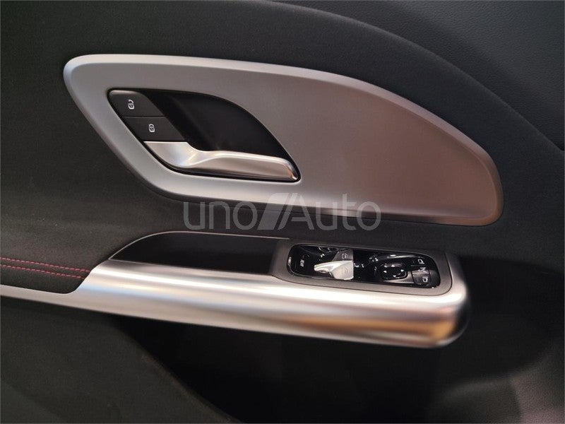 CLASE GLB 200 d