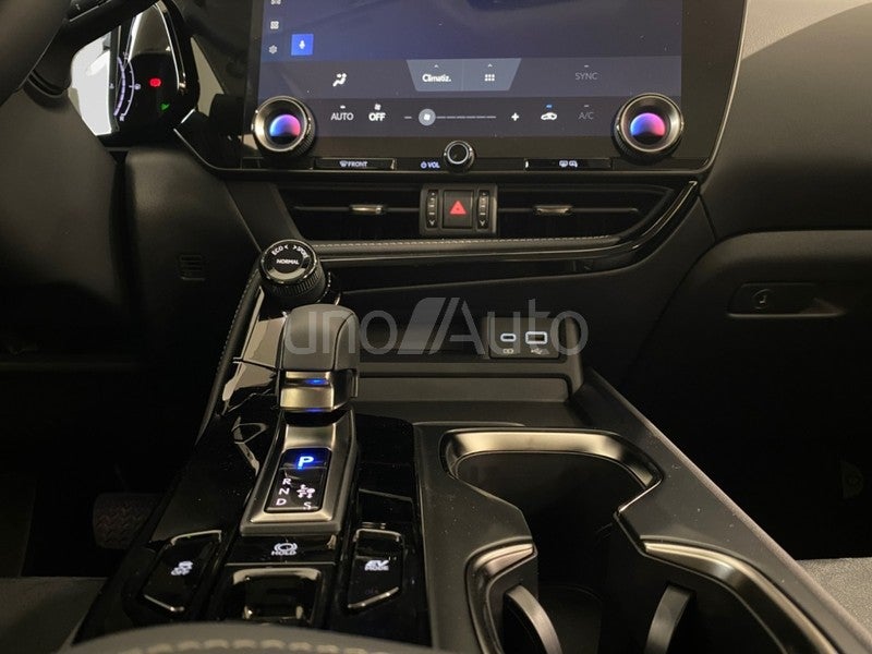 NX 350h Premium 2WD