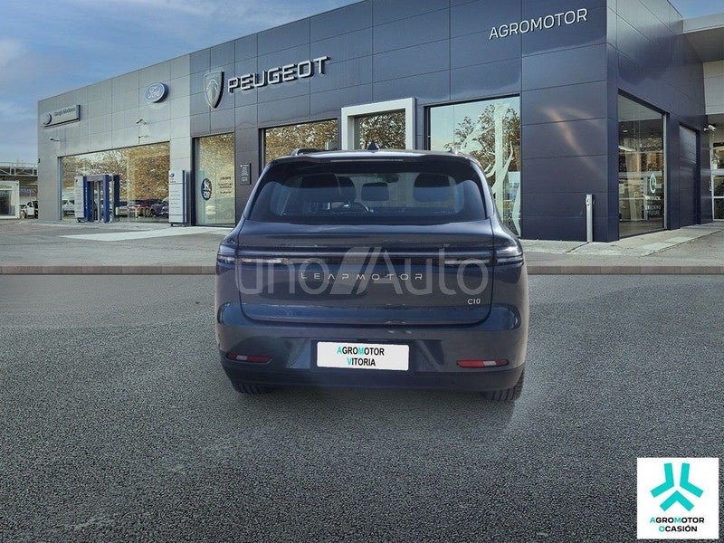 REEV 28.4 kWh Design Auto