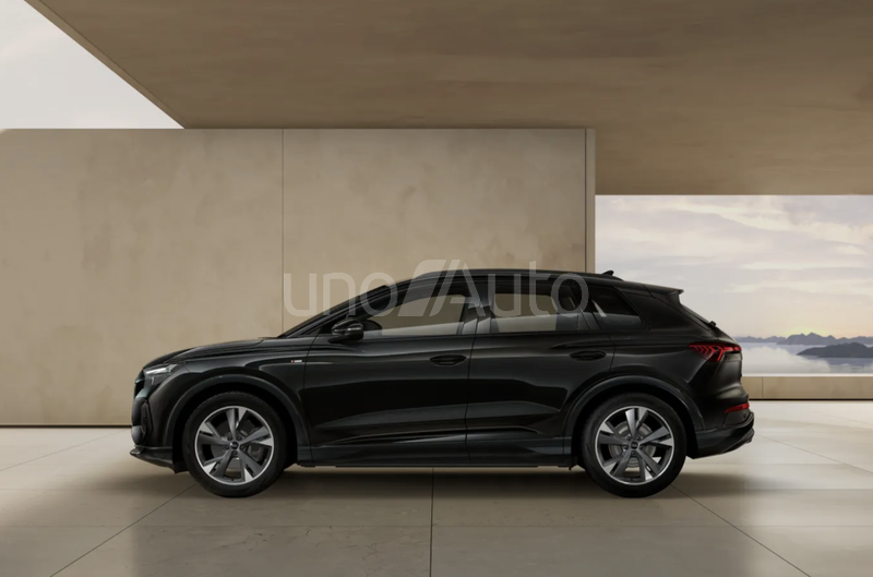Q4 e-tron 45 Genuine edition 210kW 82KWh