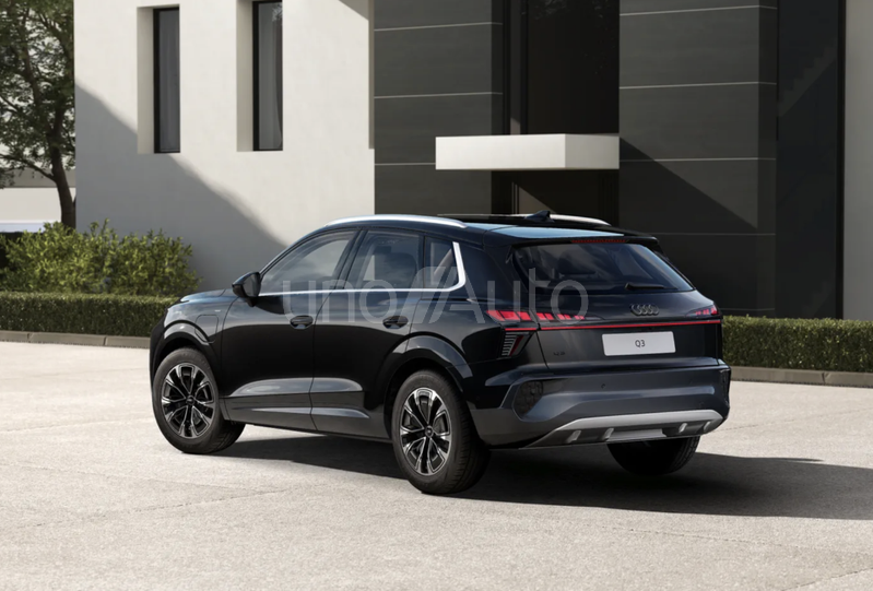 Q3 e-hybrid Advanced S tronic 200kW