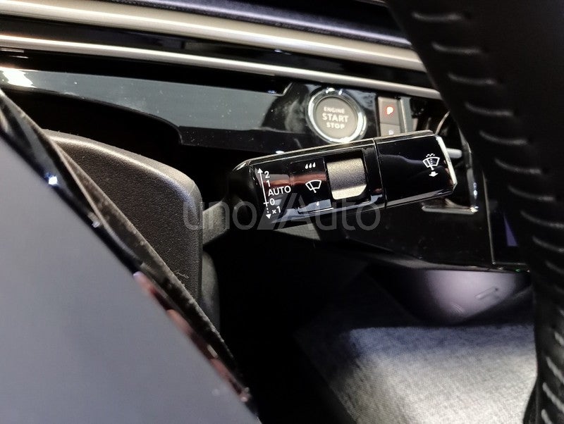 3008 Hybrid Allure Exclusive eDCS6 145