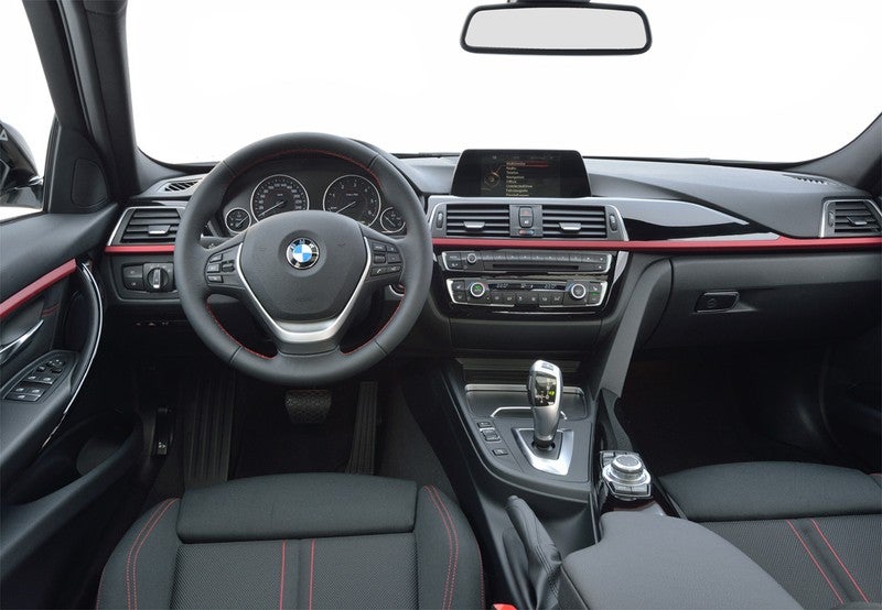 330dA Touring xDrive