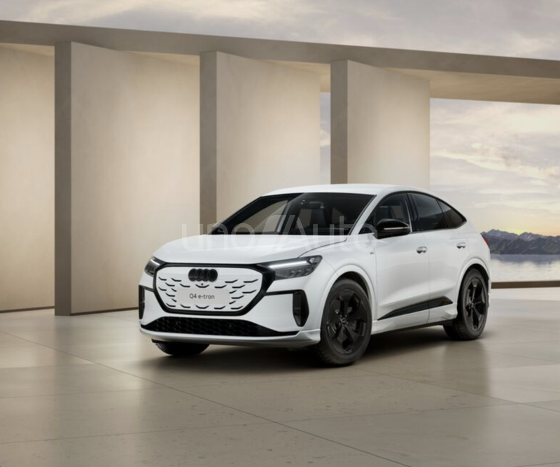 Q4 e-tron Sportback quattro Black line 220kW 82KWh