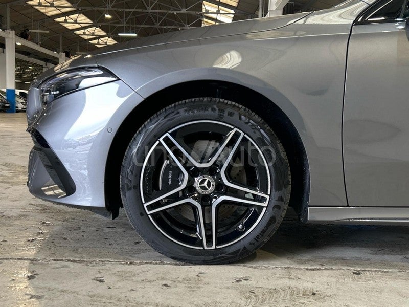 A 250e Progressive Line Advanced 8G-DCT