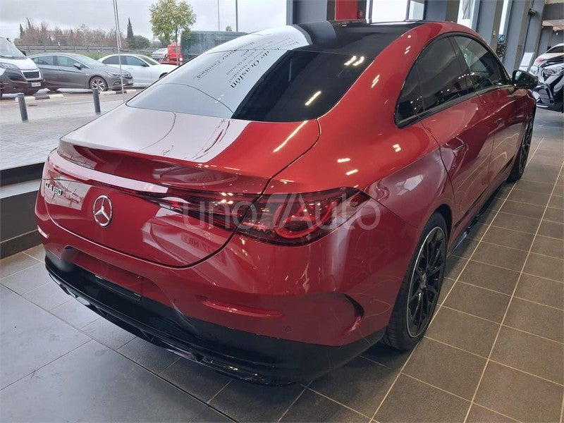 CLASE CLA 180 con tecnología híbrida