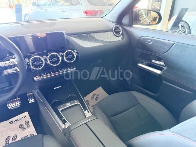 GLA 250 e con tecnología híbrida EQ