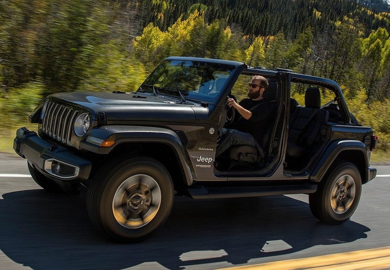 Wrangler Unlimited 2.0T GME Sahara 8ATX